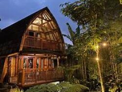 ‎Destinasi Andalan Desa Wisata di Kecamatan Cikidang, Kampoeng Ulin Cikidang