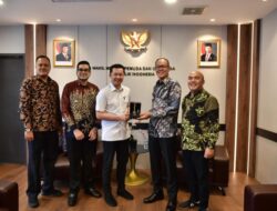 Sinergi untuk Sukabumi: Ayep Zaki dan Bobby Maulana Temui Menpora Bahas Revitalisasi Infrastruktur Olahraga