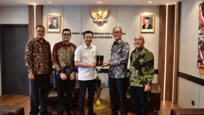 Sinergi untuk Sukabumi: Ayep Zaki dan Bobby Maulana Temui Menpora Bahas Revitalisasi Infrastruktur Olahraga