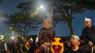 Gemerlap Budaya Tatar Sunda: Kota Sukabumi Tampil Memukau dengan Menunggang Kuda di Jantung Jawa Barat