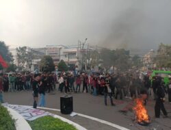 Aksi Membara BEM Nusa Putra di Sukabumi: Tuntut Pemerintah Hadir Atasi Tekanan Ekonomi Rakyat!