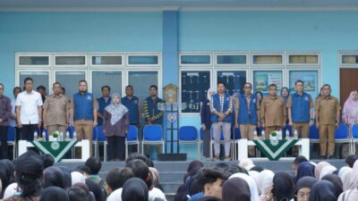 SEKDA KABUPATEN SUKABUMI LEPAS RATUSAN MAHASISWA KKN UMMI: “INI MOMENTUM APLIKASIKAN ILMU DI MASYARAKAT!”